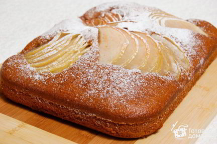 Постная медовая коврижка с яблоками