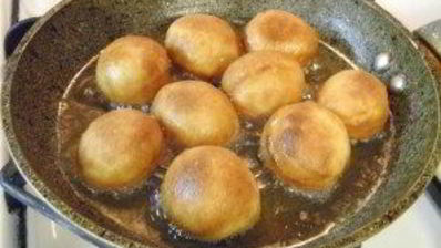 пышки на кефире, жаренные на сковороде