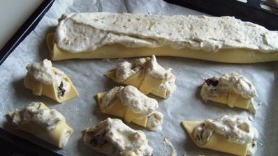 рулетик с черносливом