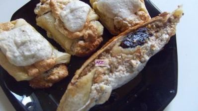 рулетик с черносливом