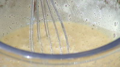 хитрая грушевая шарлотка с ежевикой