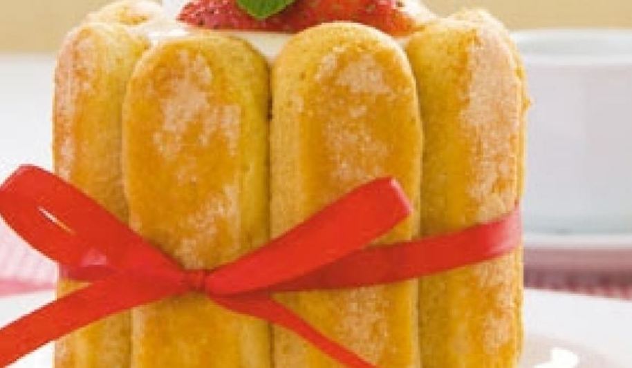 Рецепт клубничной шарлотки