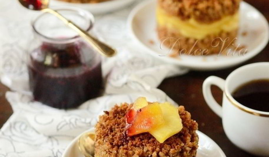 Рецепт шарлотки из яблок и ржаного хлеба