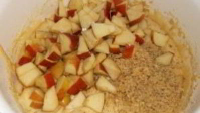 шарлотка на йогурте с яблоками