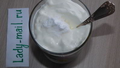 шарлотка на сметане с яблоками