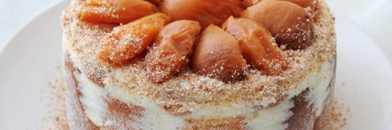 Шарлотка с английским ванильным кремом