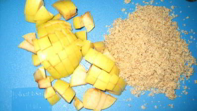 шарлотка с грецкими орехами