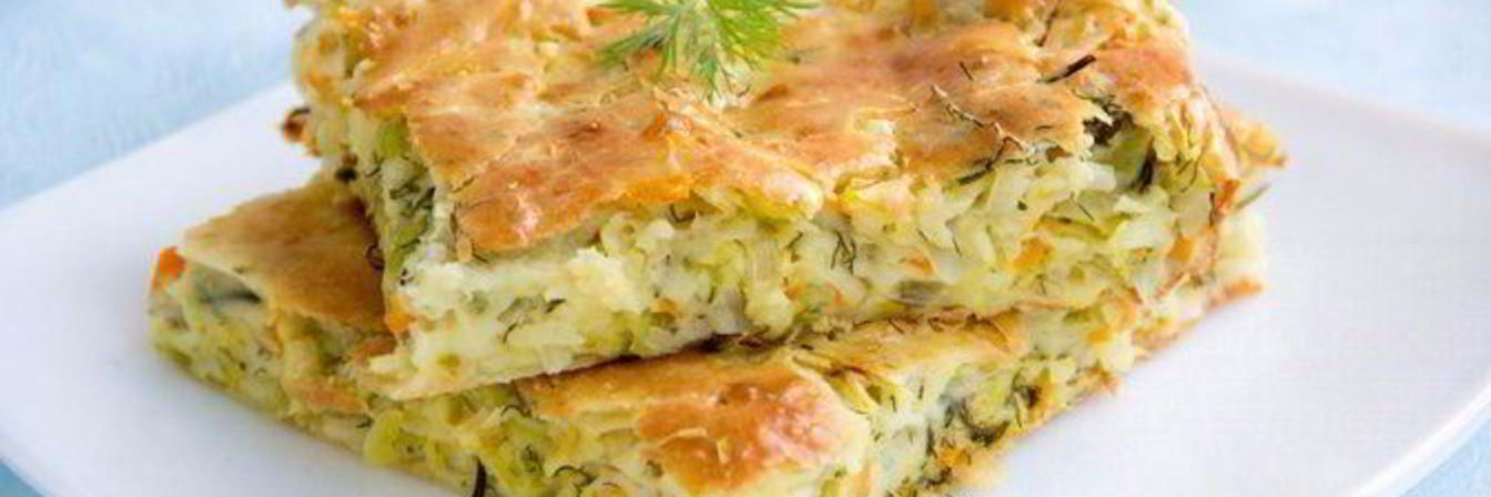 Шарлотка с капустой и морковью