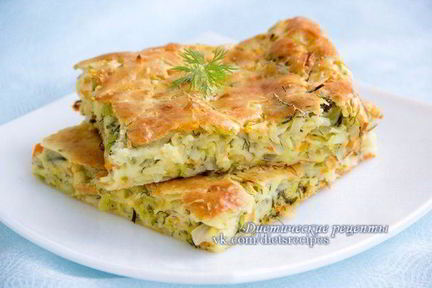 Шарлотка с капустой и морковью