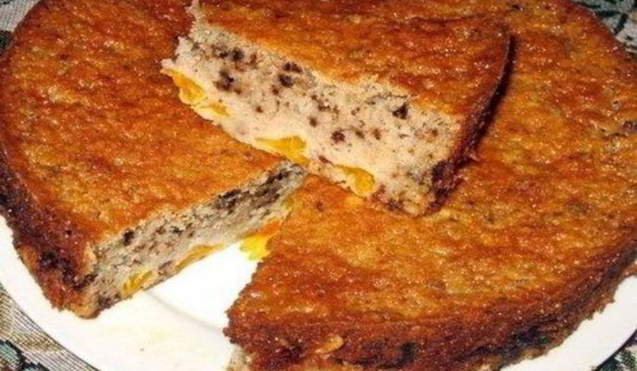 Рецепт шарлотки с мандаринами и грецкими орехами