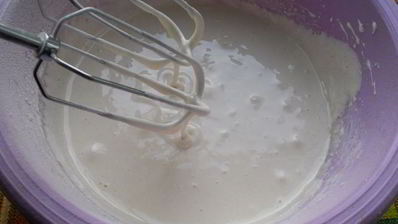 шарлотка с персиками