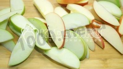 шарлотка с творогом и яблоками