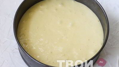 шарлотка с вареньем