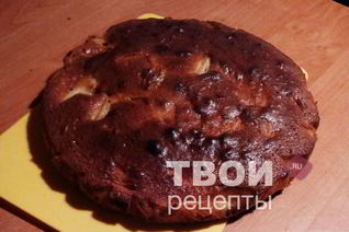 Шарлотка с яблоками и грушей