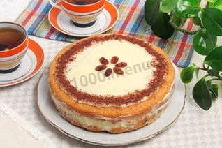 Шарлотка с заварным кремом