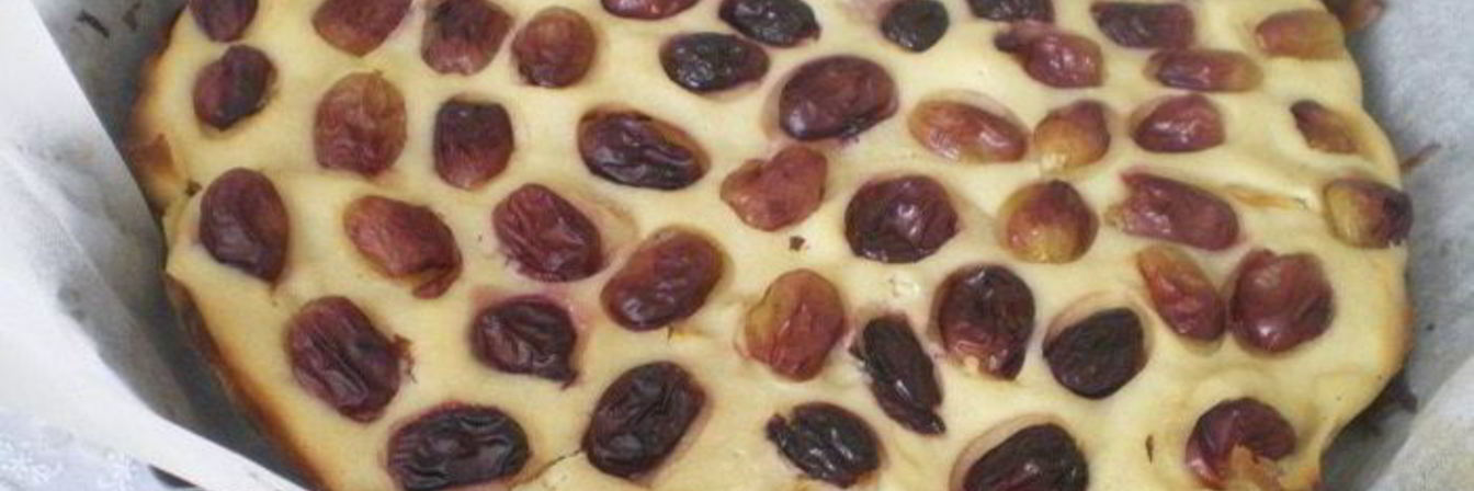 Творожная шарлотка с изюминкой