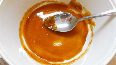 яблочная шарлотка с карамелью в микроволновке