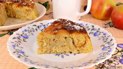 яблочная шарлотка с карамелью в микроволновке