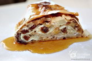 Грушево-творожный штрудель