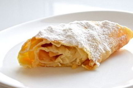 Хрустящий яблочный штрудель с изюмом