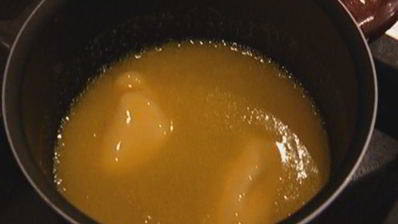 легкий штрудель с вишней и миндалем