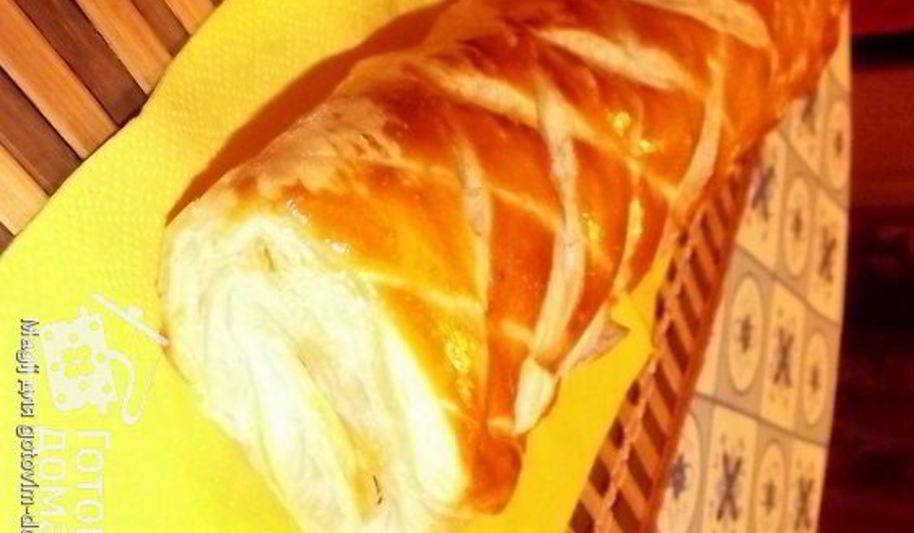 Рецепт штруделя с омлетом и ветчиной