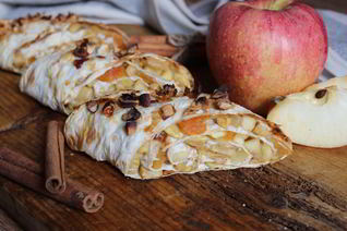 Яблочный штрудель из лаваша