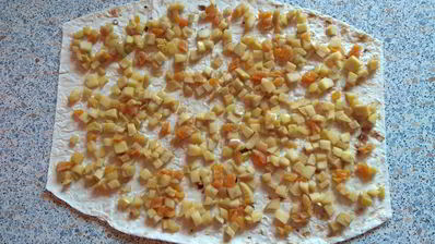 яблочный штрудель из лаваша