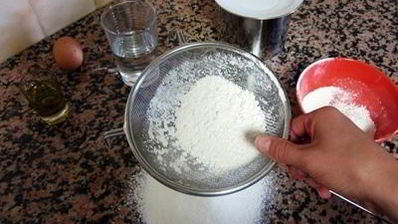 яблочный штрудель с грецкими орехами