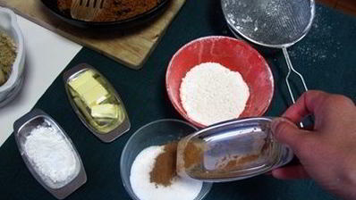 яблочный штрудель с грецкими орехами