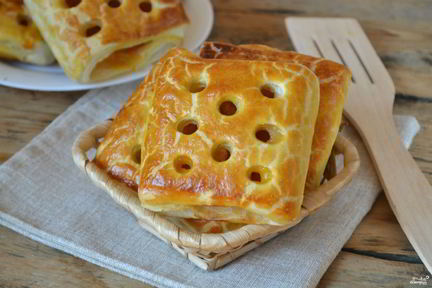 Слойки из бездрожжевого теста