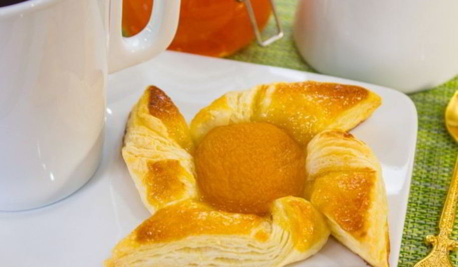 Рецепт слоек с абрикосами