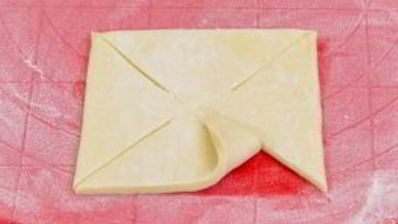 слойки с абрикосами