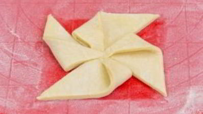 слойки с абрикосами