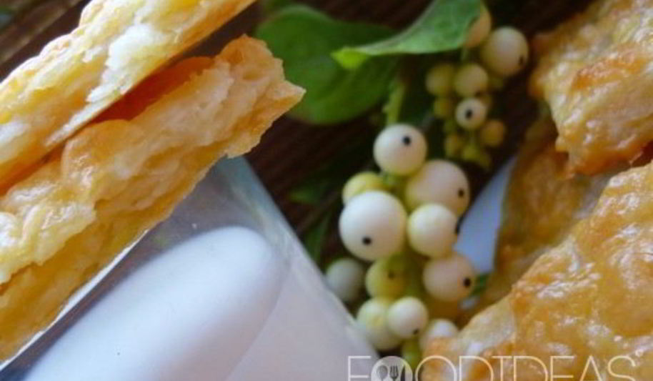 Рецепт слоек с картошкой и сыром