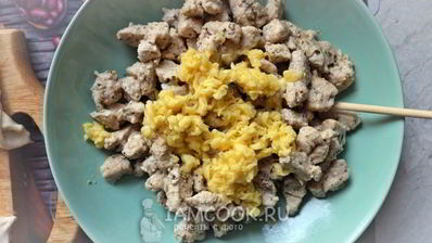 слойки с мясом dog bowl