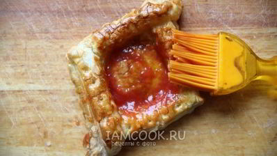 слойки с мясом dog bowl