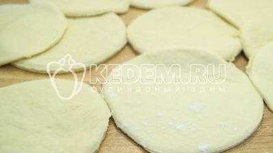 слойки с яблоками