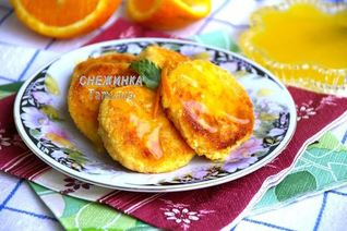 Ароматные сырники с морковью и апельсиновым соусом