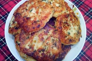 Чесночные сырники с перчинкой