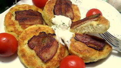 несладкие сырники с беконом