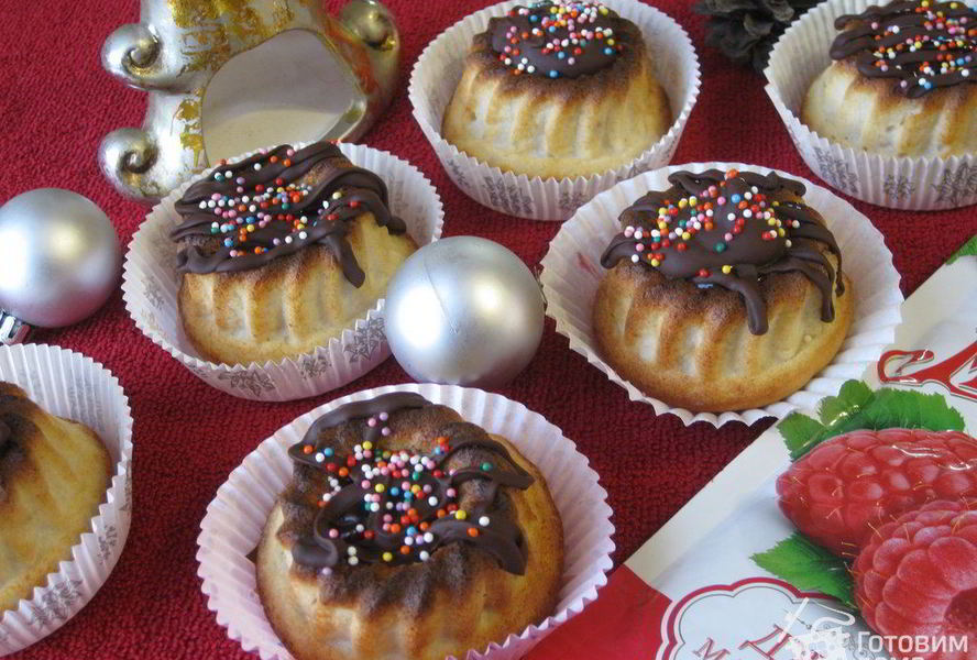 Нежные творожники Малиновый вулкан