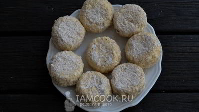 пышные сырники на сковороде