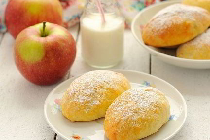 Сочни с яблоками