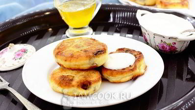 сырники из творога с изюмом