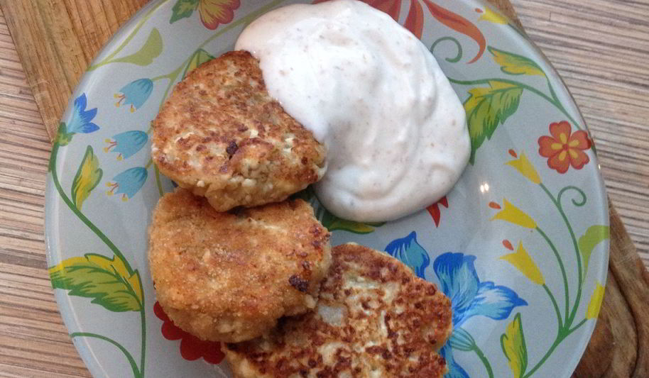 Рецепт сырников с фруктами