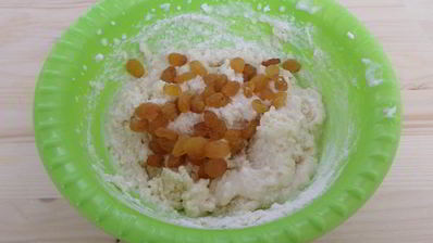 сырники с изюмом