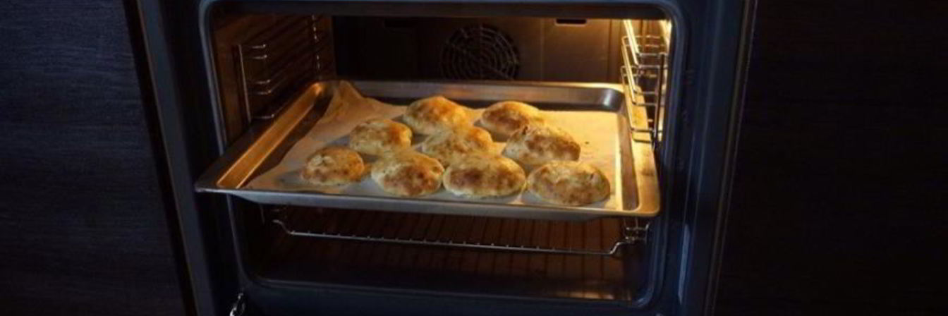 Сырники с сырной корочкой в духовке