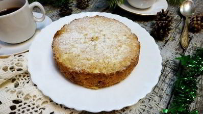 творожник с миндалем и вяленой вишней