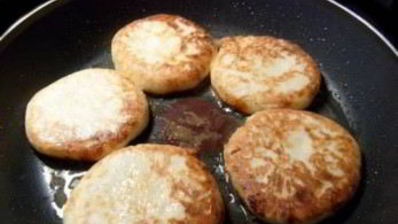 творожники на сковороде